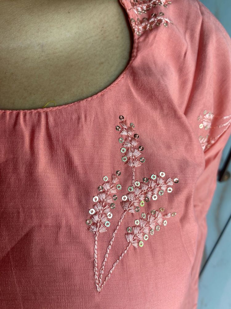Elegant Embroidered Kurta