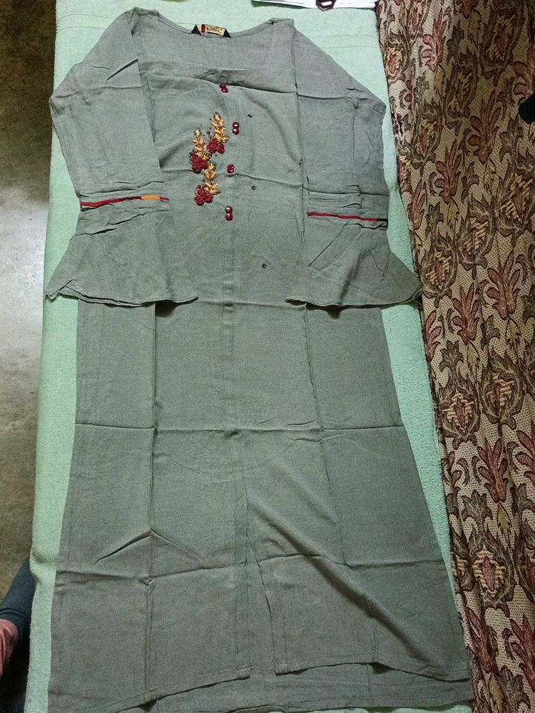 Elegant Embroidered Kurta Set