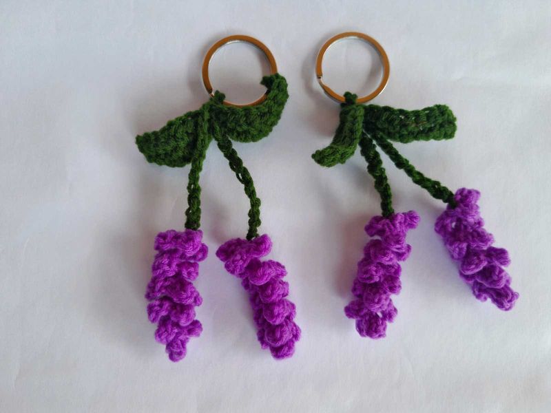 💕On Offer💕2pc  Crochet Lavender Bagcharm