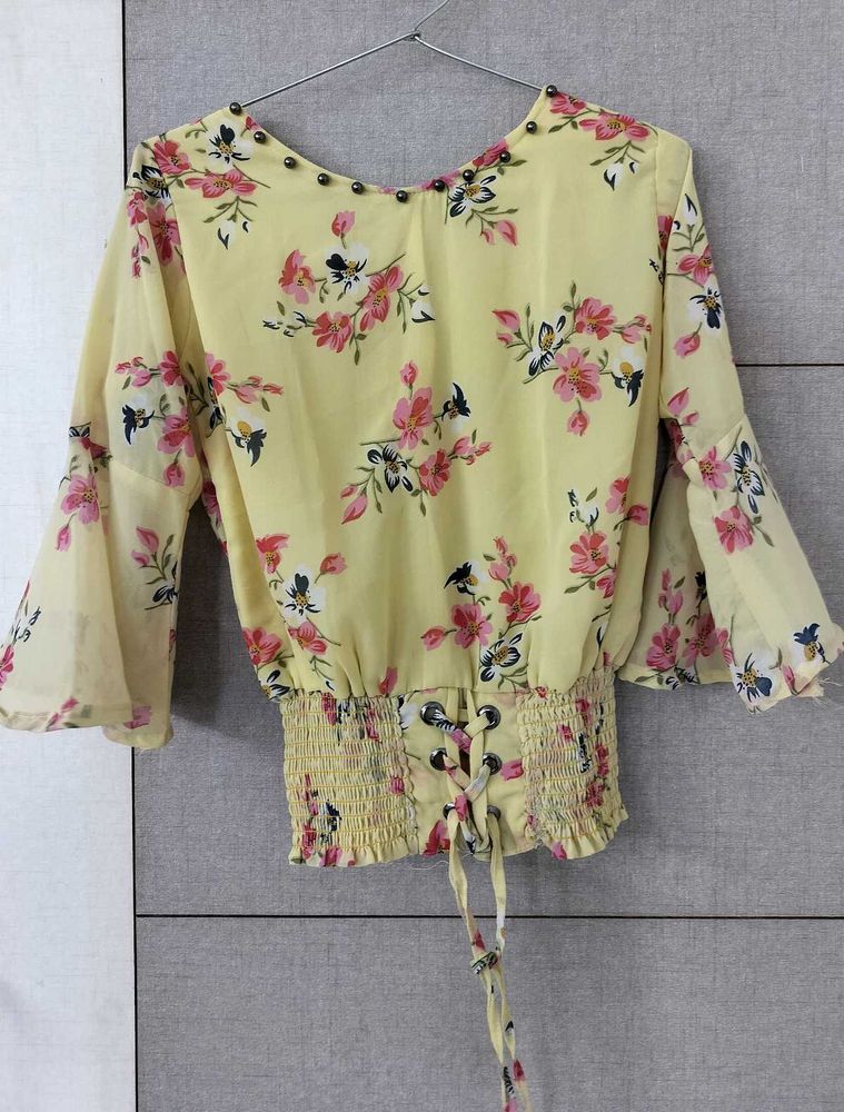 Women Tops