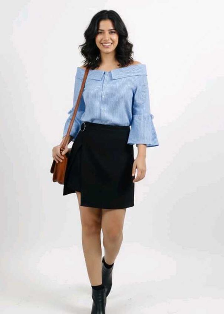 Chic Black Mini Skirt