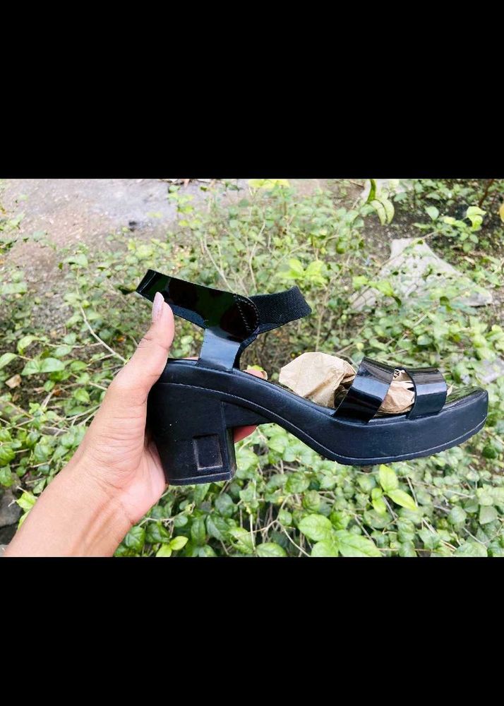 Black Heel