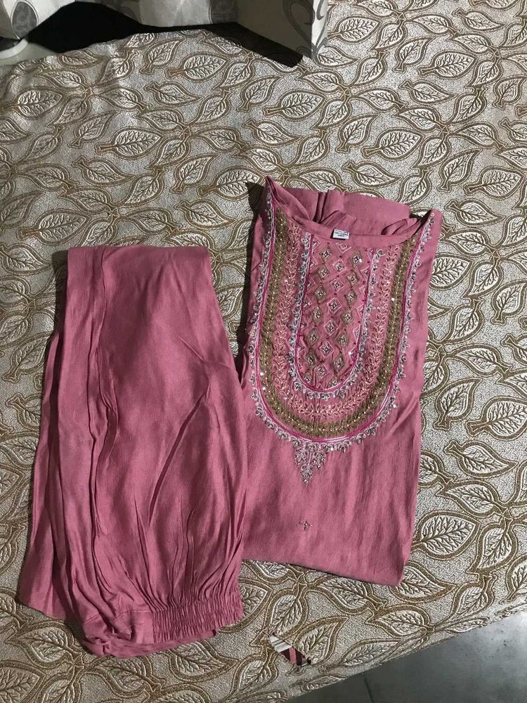 Beautiful Kurti With Pant