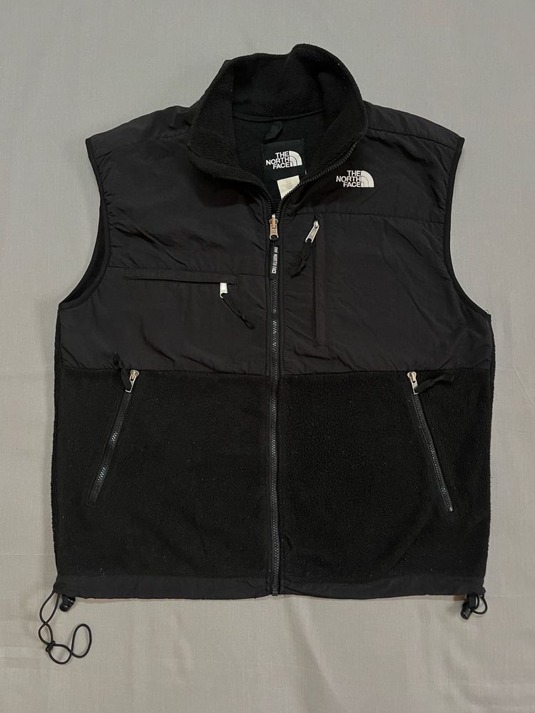 PRODUCT - Vintage TNF Zippered Vest❗️