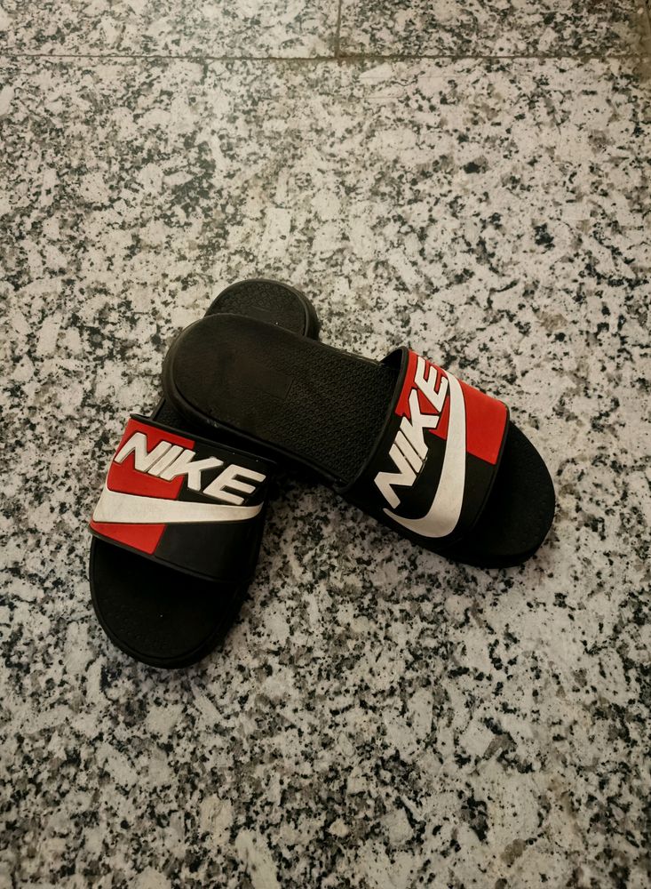 PREMIUM NIKE SLIDES (UNISEX)💥💯