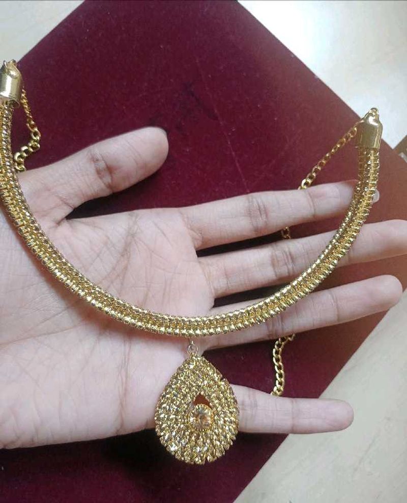 Golden Necklace Set