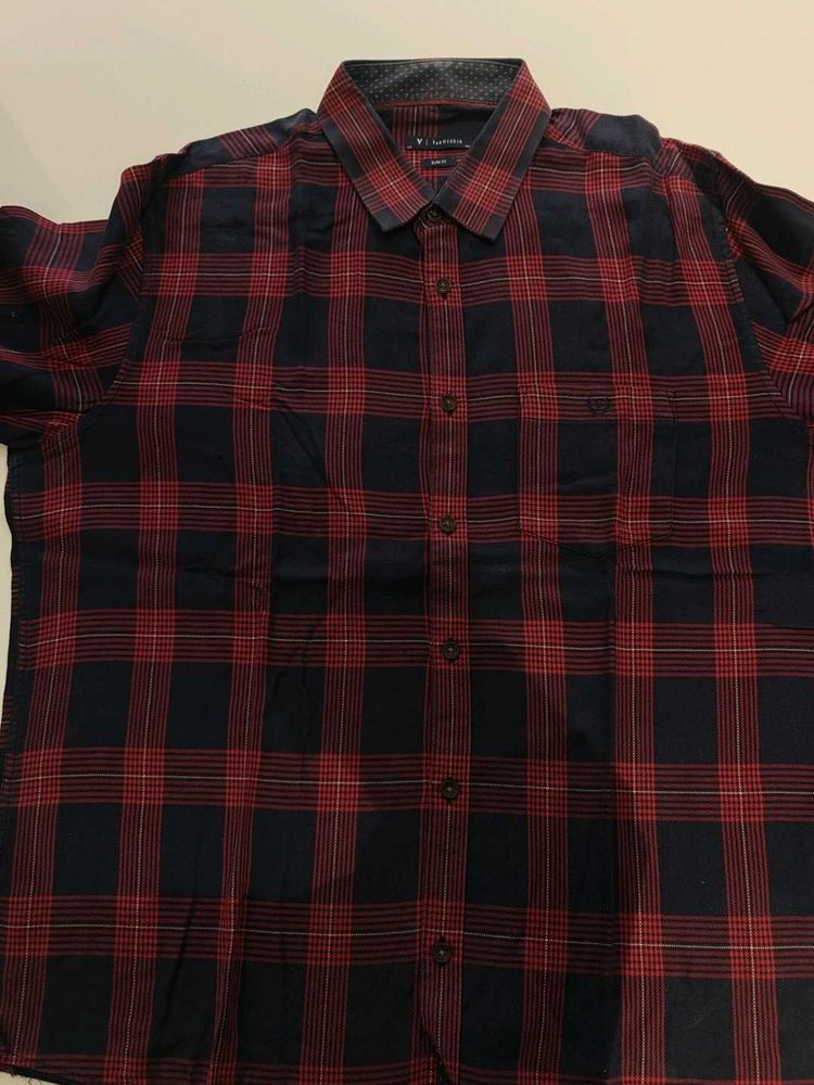 van huesen sport 44size (xl) shirt.