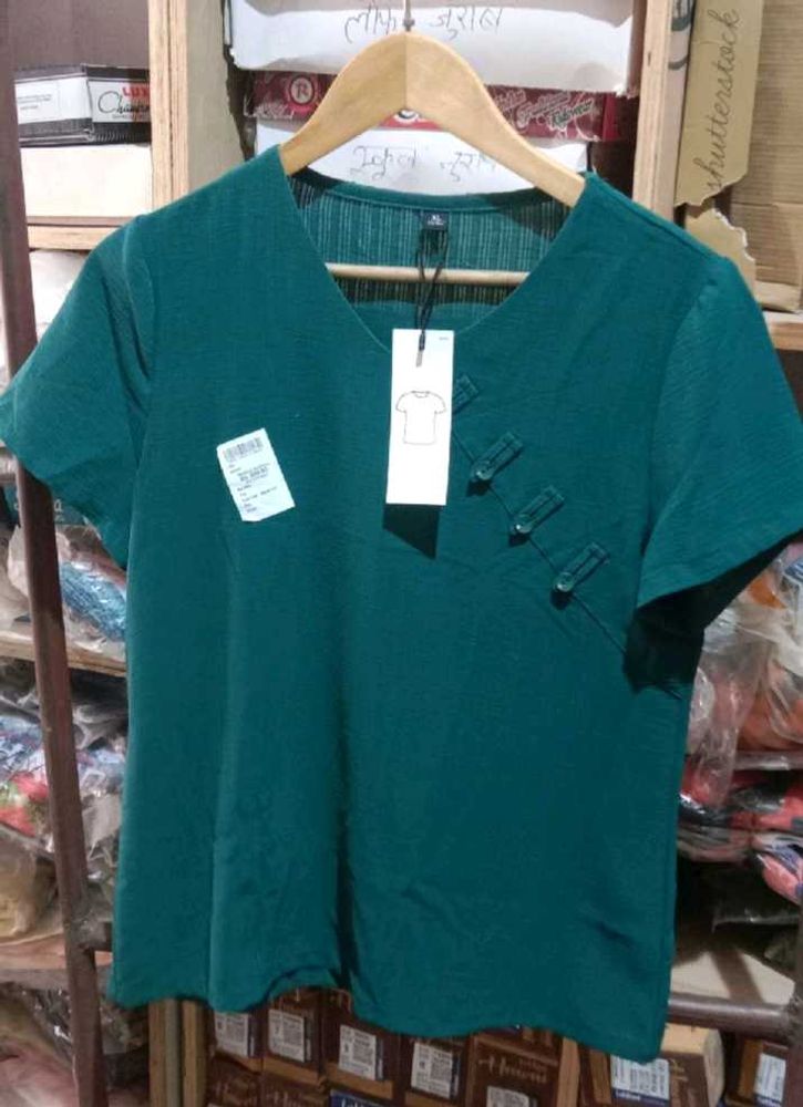 Elegant Green V-Neck Top