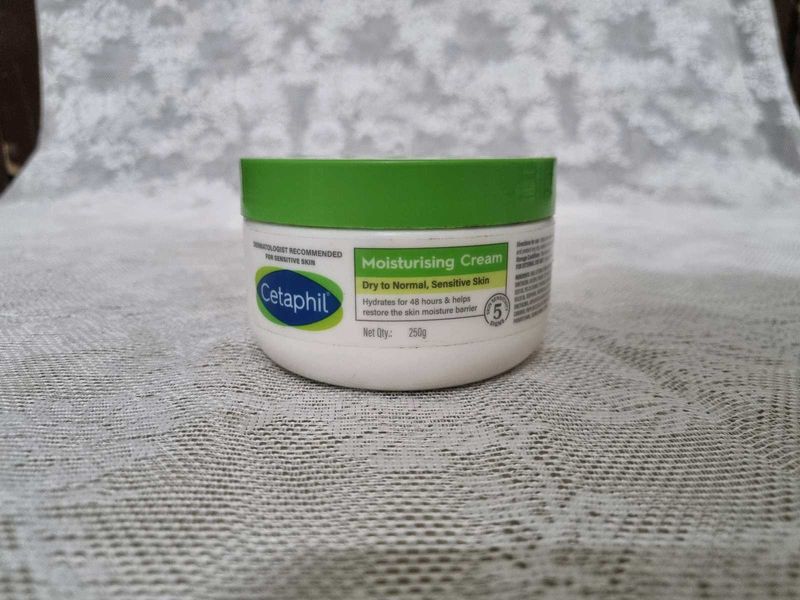 Cetaphil Moisturising Cream