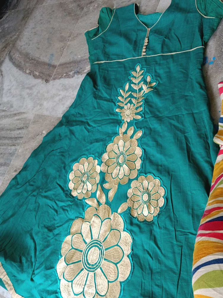 Elegant Green Floral Anarkali Kurta