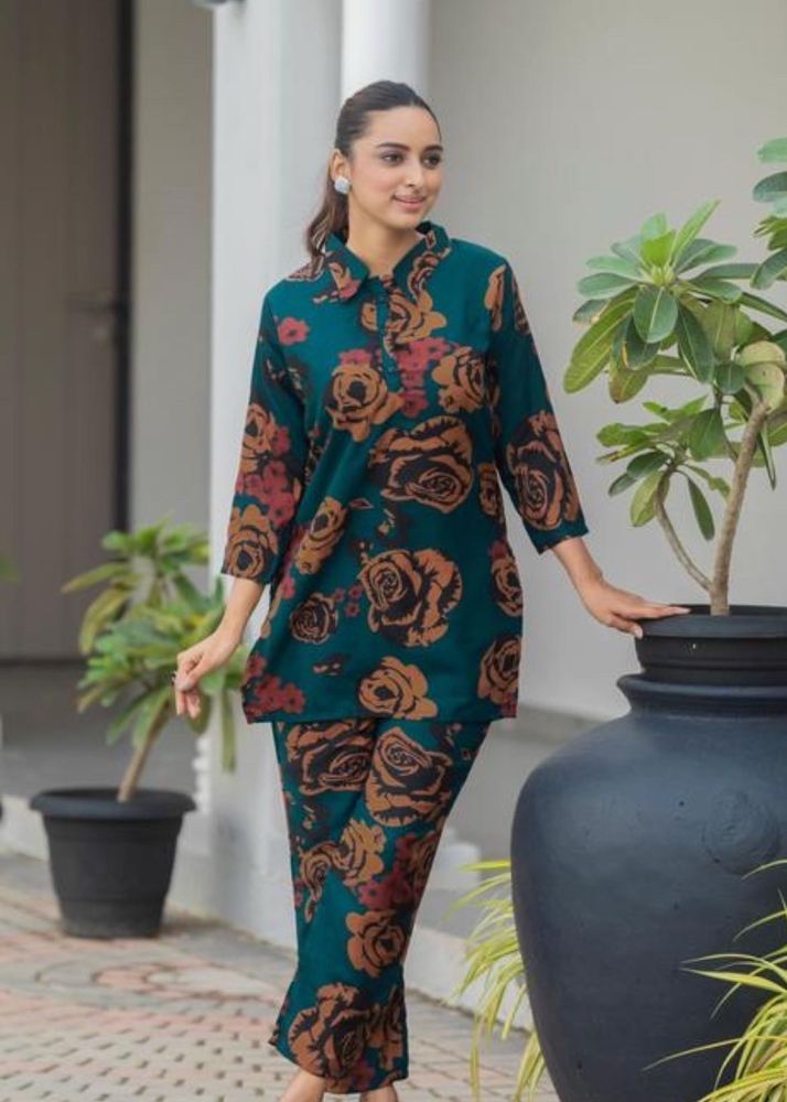 Floral Print Two-Piece Outfit