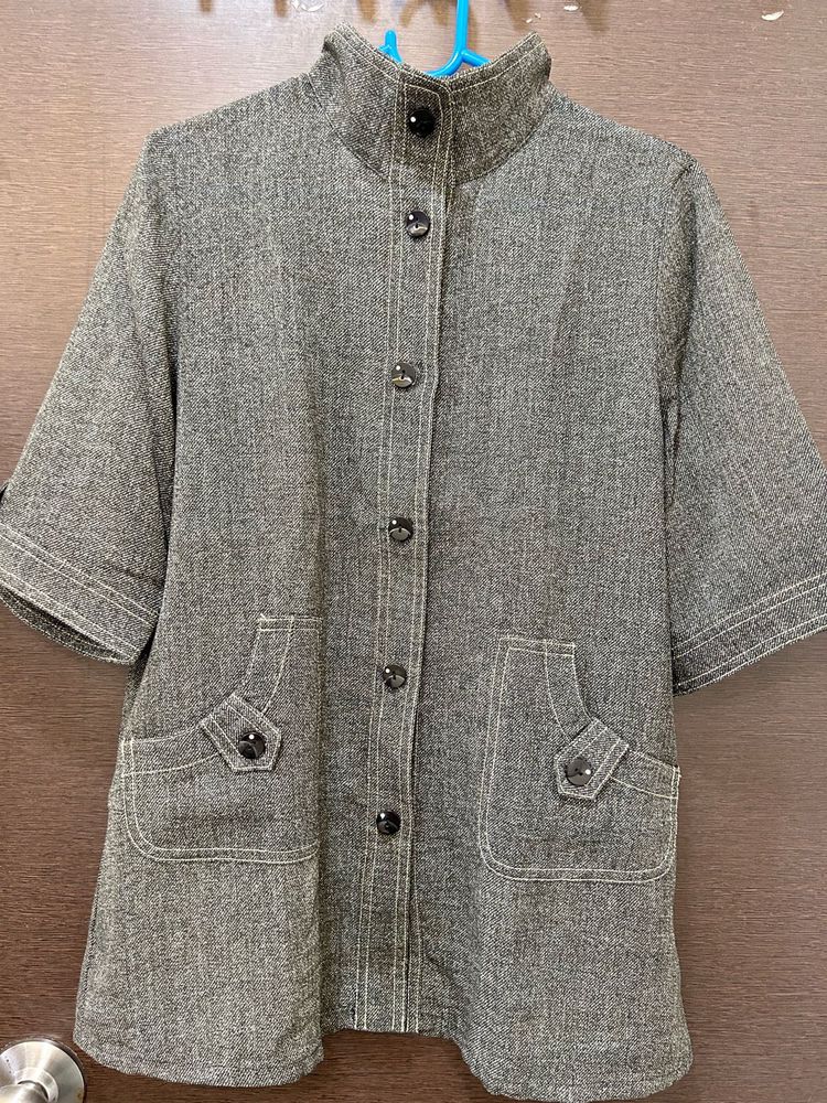 Grey Mandarins Collar Top