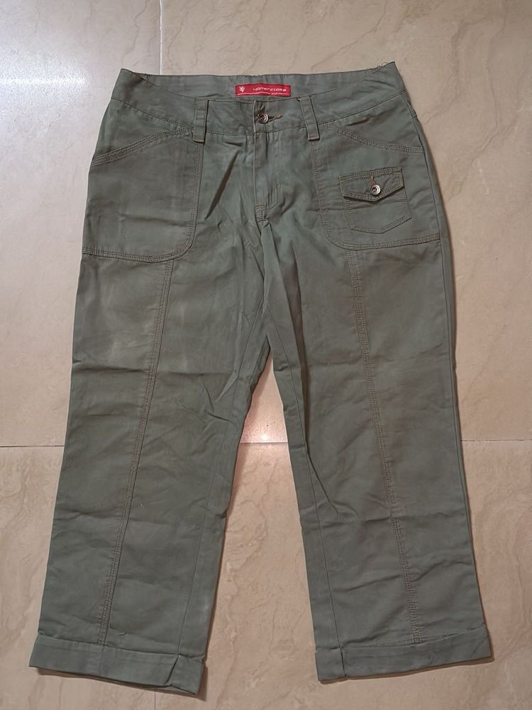 Olive Green Cropped Cargo Pants