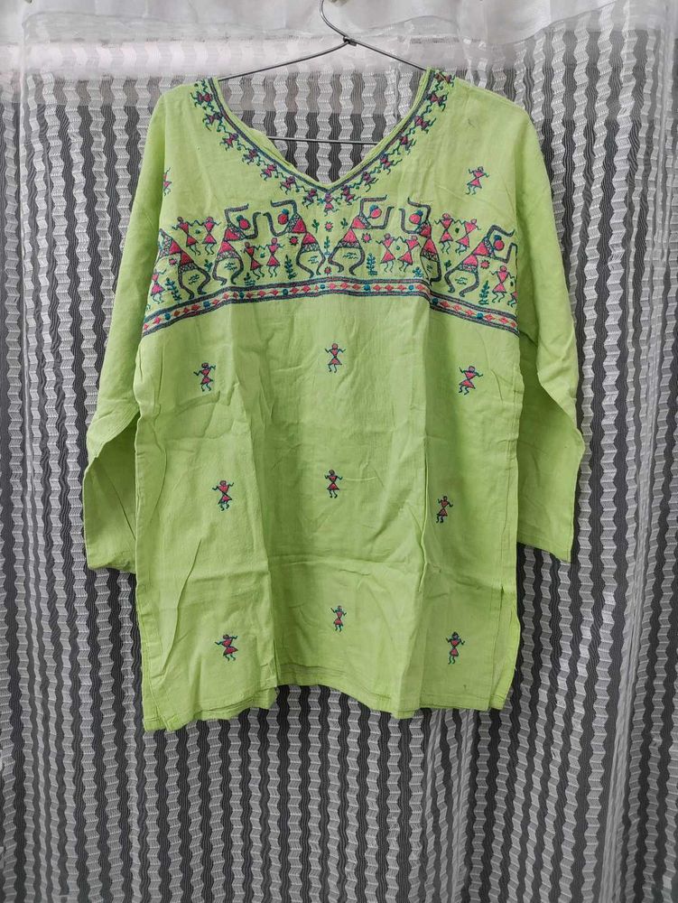 Fluorescent kurti
