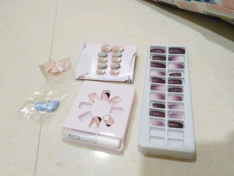 Press-On Nails Bundle