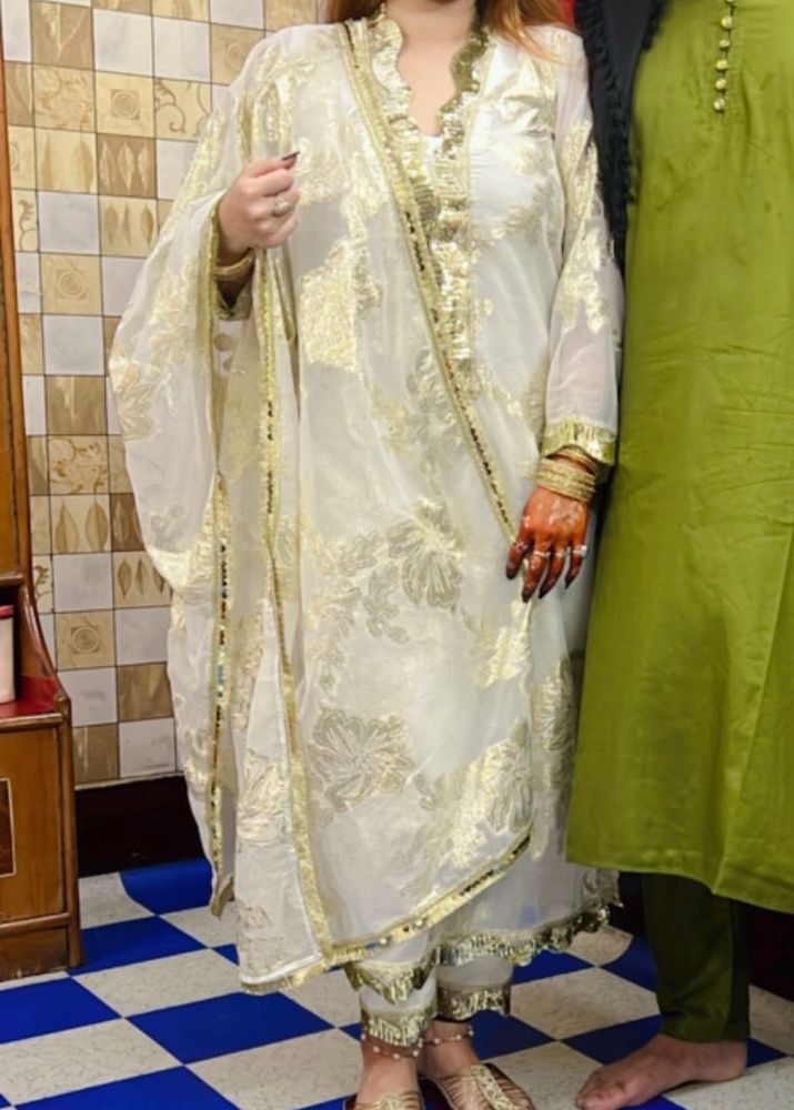 Pakistani Suit