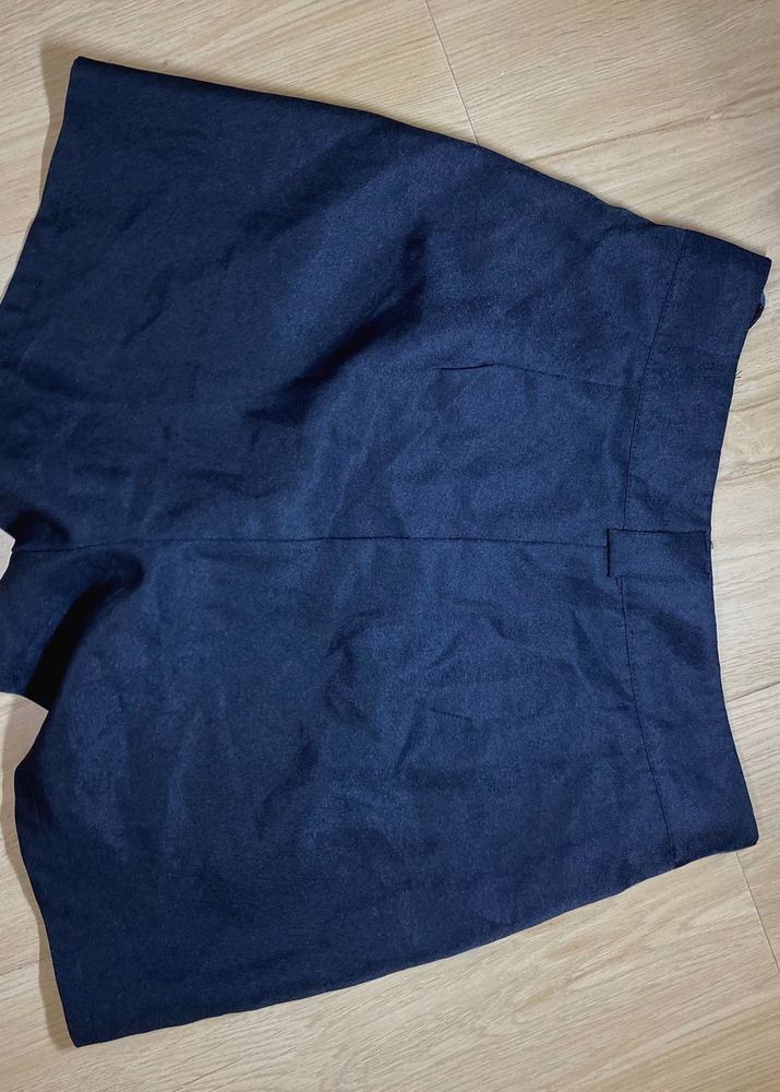 Black preppy polyster shorts