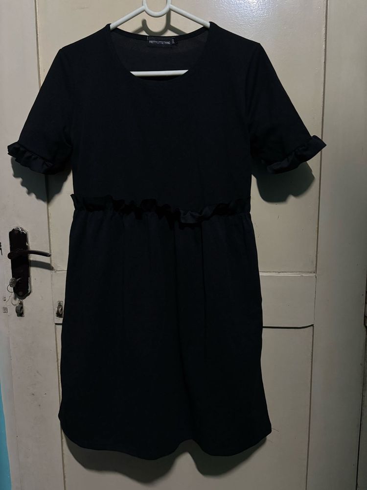 Pretty Little Thing Black Ruffle Mini Dress 🖤