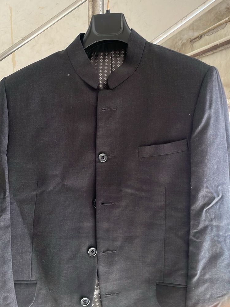 Mandarin Collar Blazer