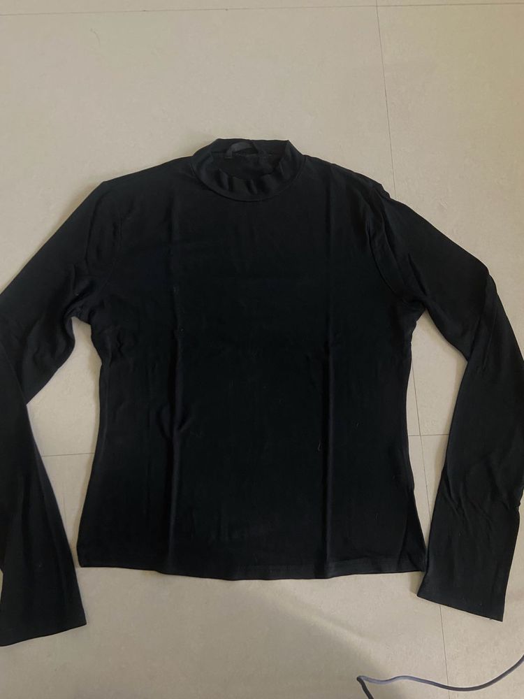 Black Long Sleeve Top