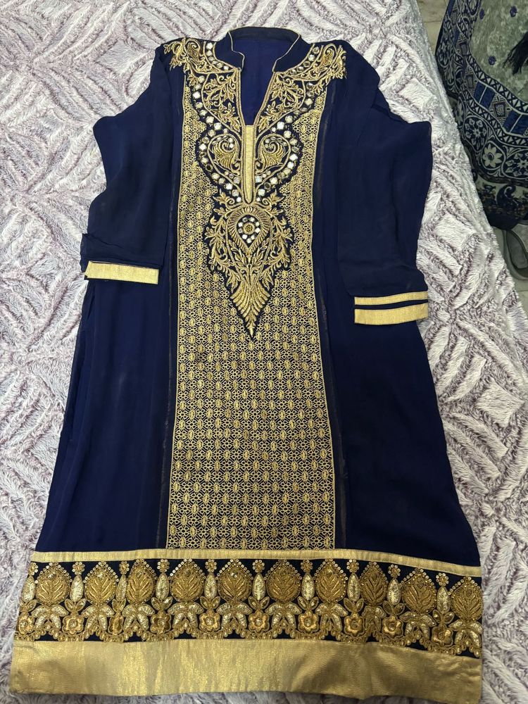 Elegant Blue &amp; Gold Kurta