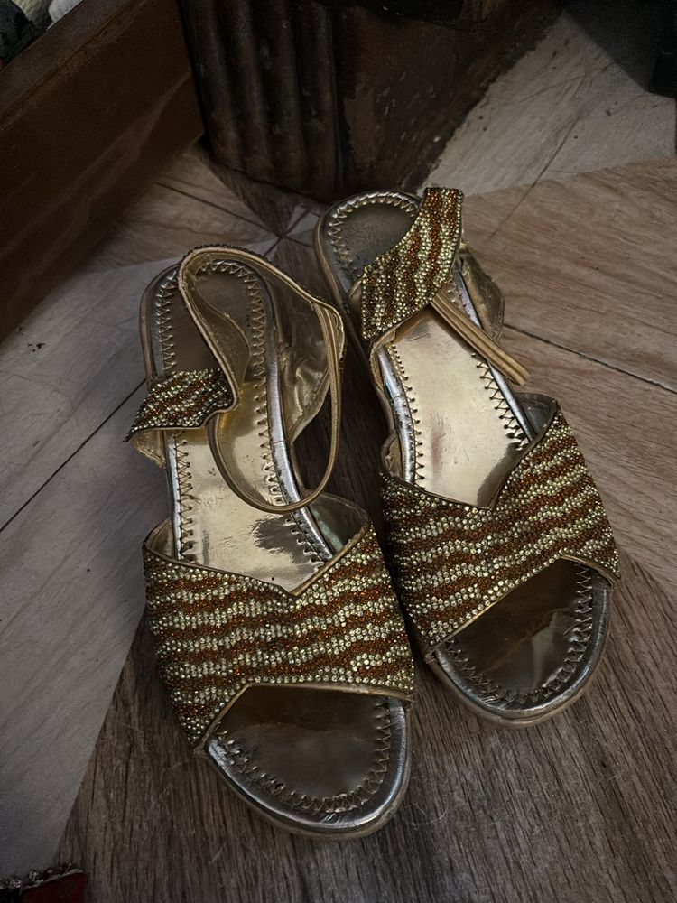 Sandals Heels Platform Golden Rarely Used
