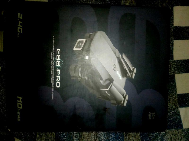 E88 PRO DRONE USED LIGHT