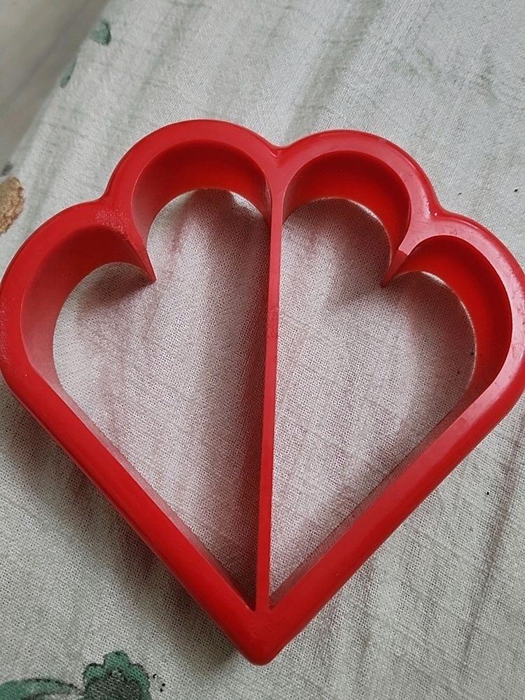 Sandwich Cutter