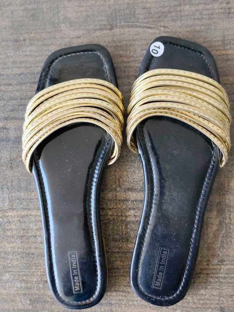 Stylish Black &amp; Gold Slides