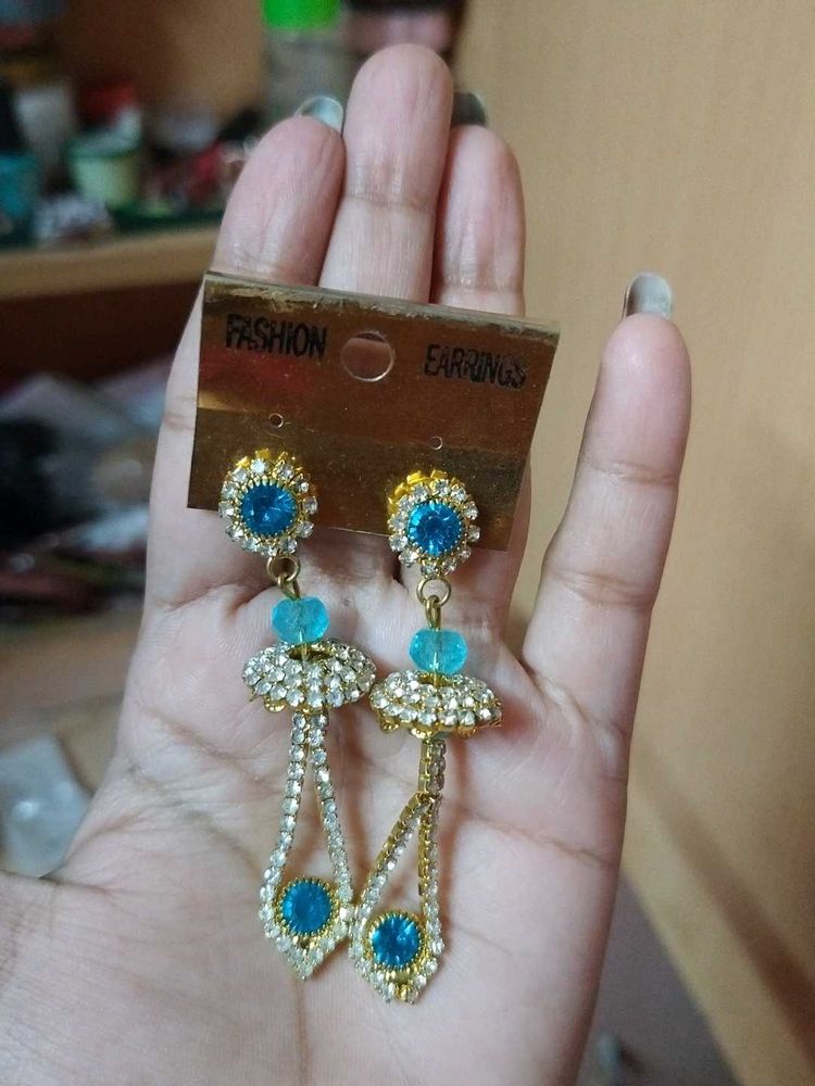 Blue Earing