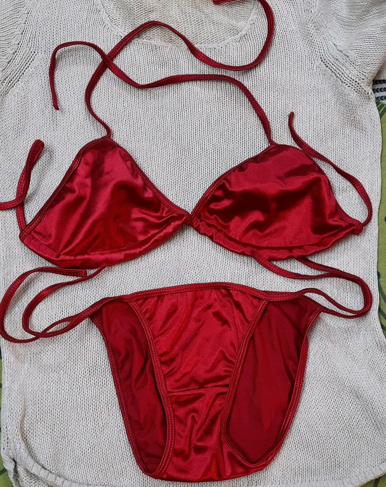 A Very Beautiful Bikini For Women And Girls. I Have Never Worn It, Not A Single Time.....It’s Totally New. I Bought It From Snapdeal. Bust Size - 30 - 32