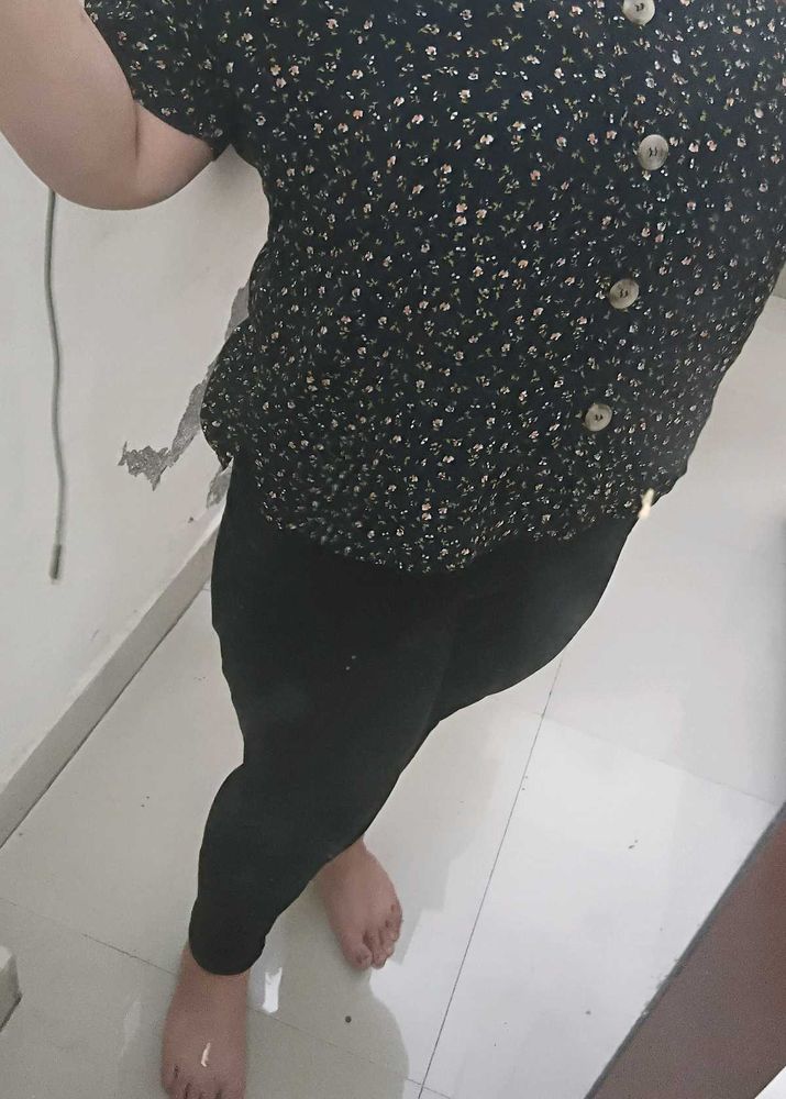 GeorgetParty WEAR FLORAL TOP