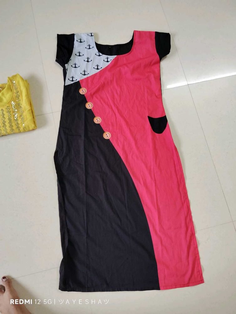 2 Kurti Stylish Pink &amp; Black Dress