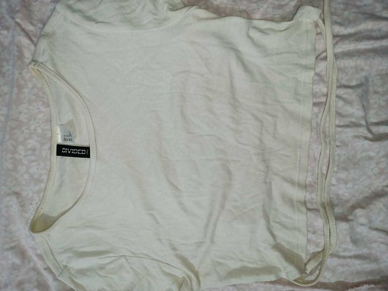 Cream Side-ruched Crop Tee