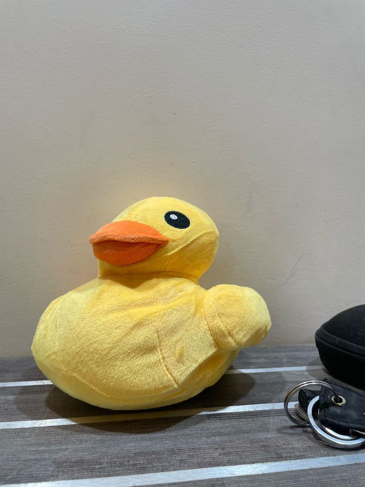 🦆 Adorable Yellow Duck Plush Toy – Soft💛🧸