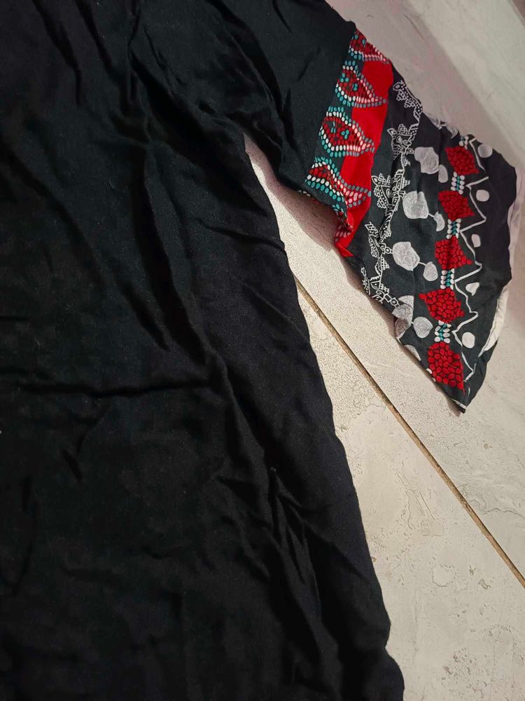 Ethnic Kurta with Colorful Sleeves