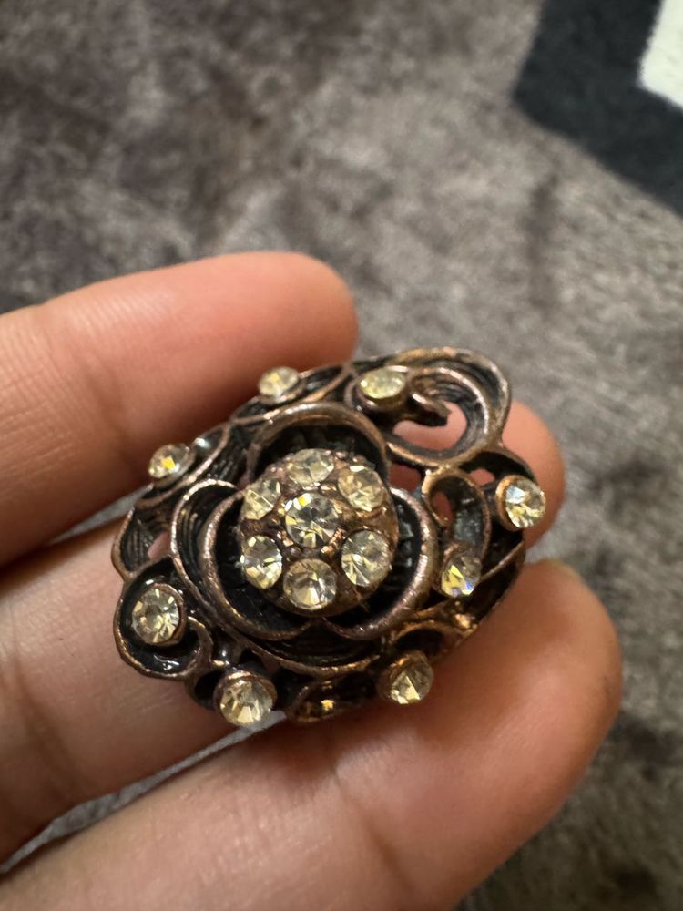 Vintage Rhinestone Ring