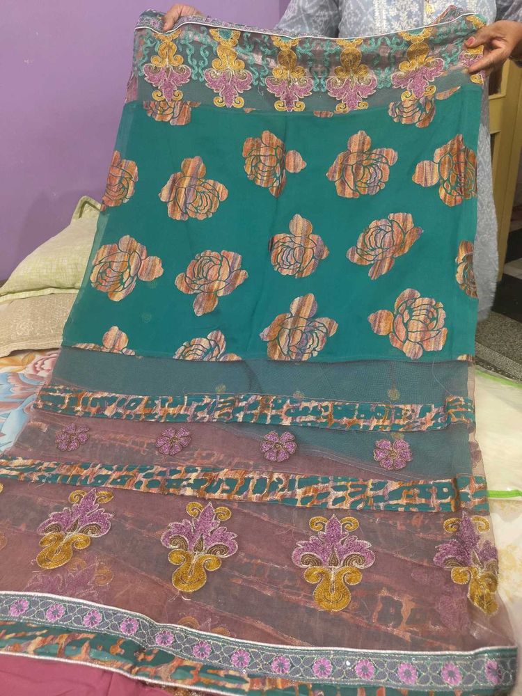 Heavy Georgette Saree Wth Blouse For Womens