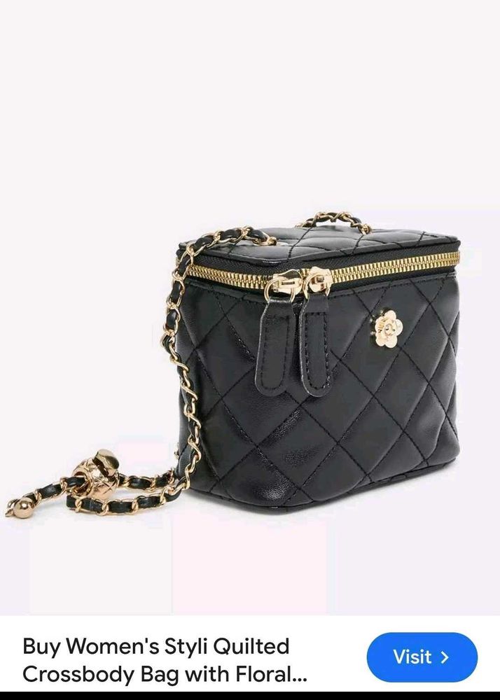 Black Bucket Bag 🖤