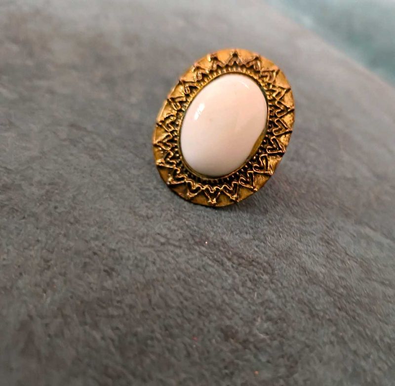 Vintage Oval Faux Stone Ring