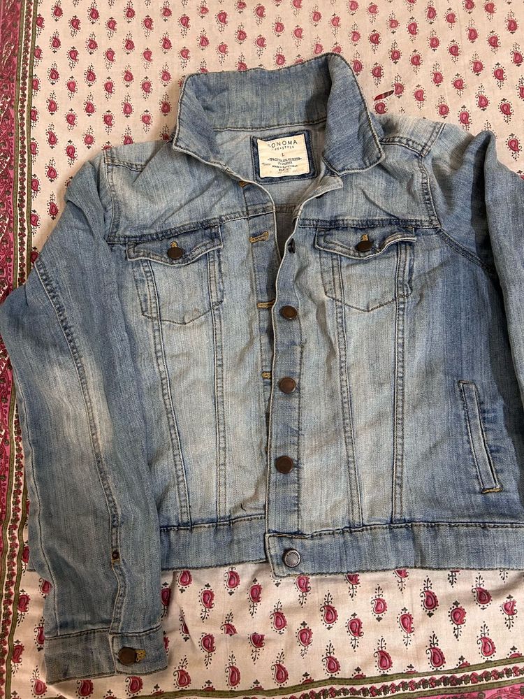 DENIM JACKET