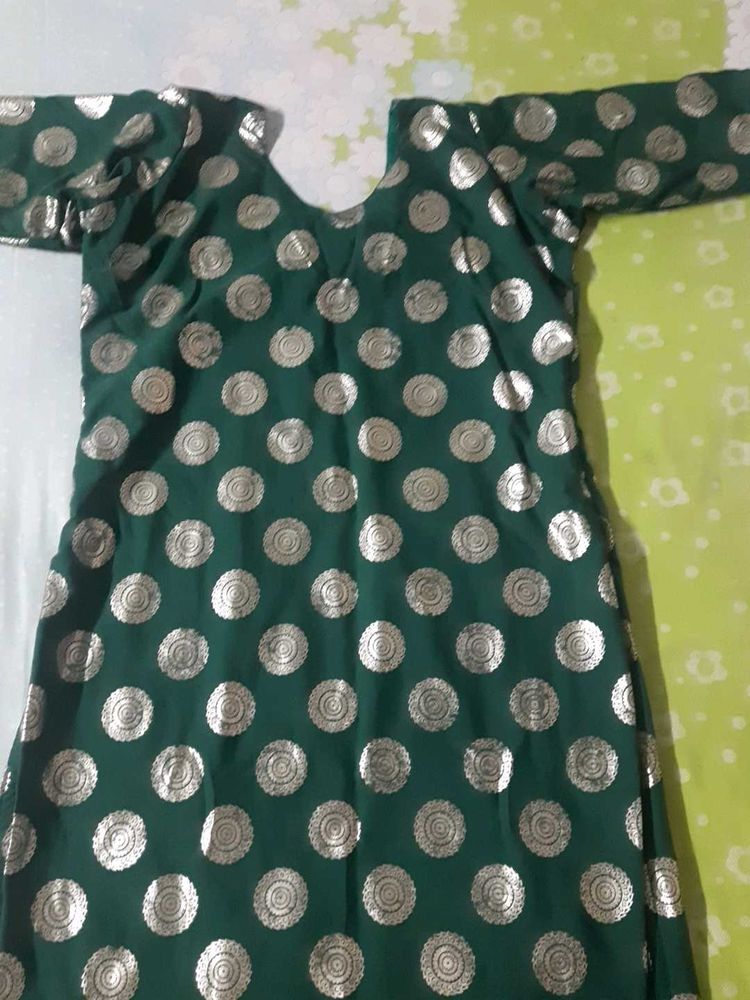 A Beautiful Green Color Kurti