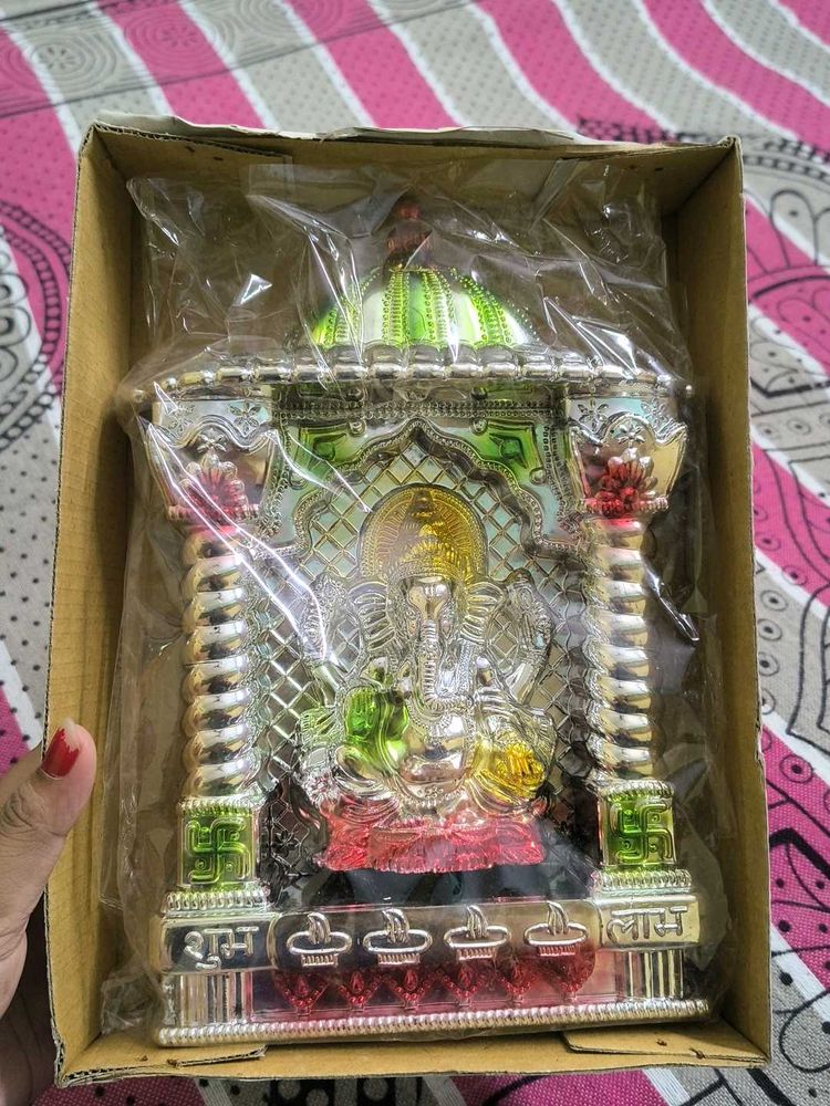 Ganesh Idol - Silver Finish