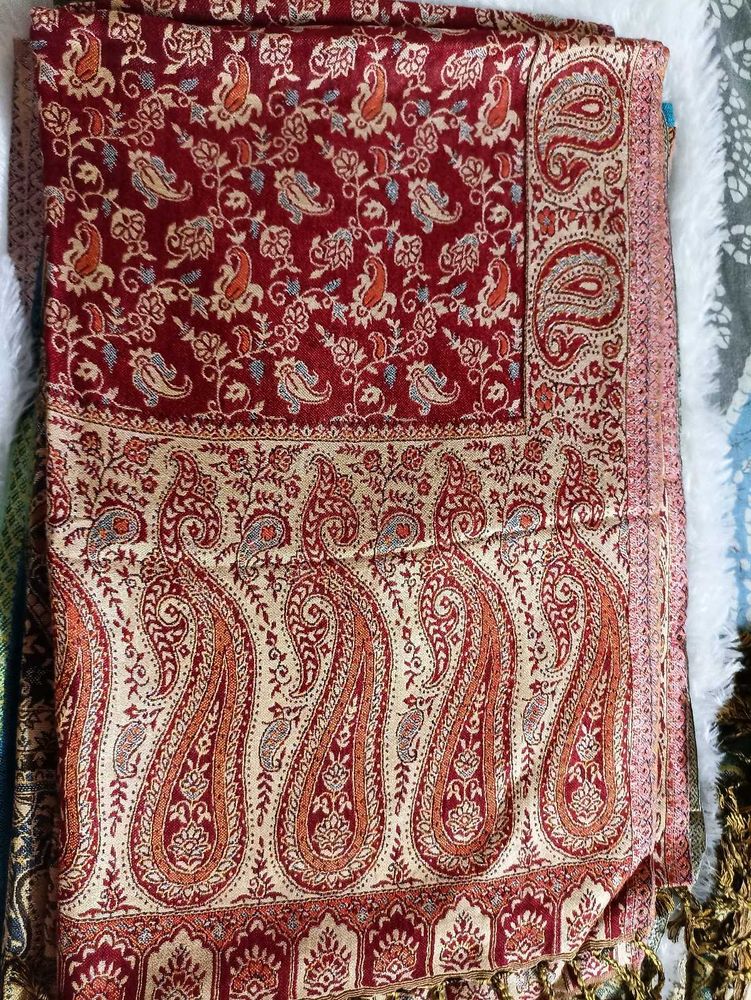 Pashmina shawl