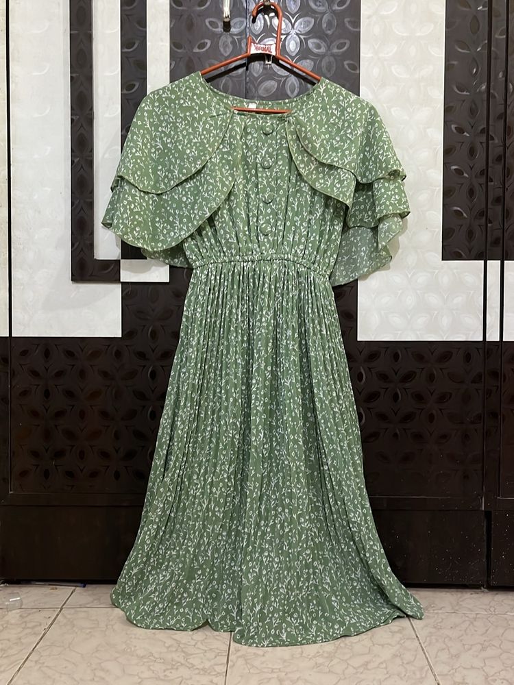 FLORAL DRESS🌸🌸🌸