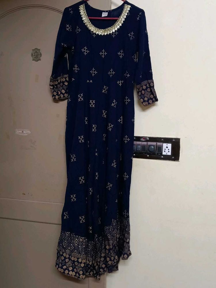 Elegant Blue anarkali kurta(slight damage)