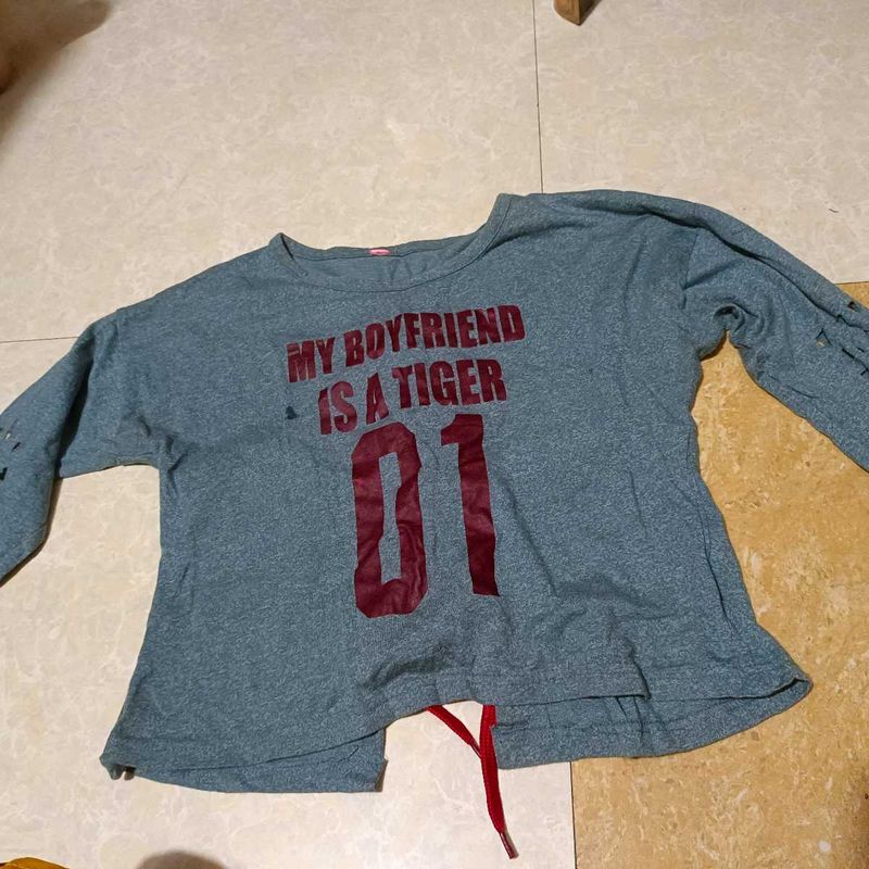 Graphic  Long Sleeve Top