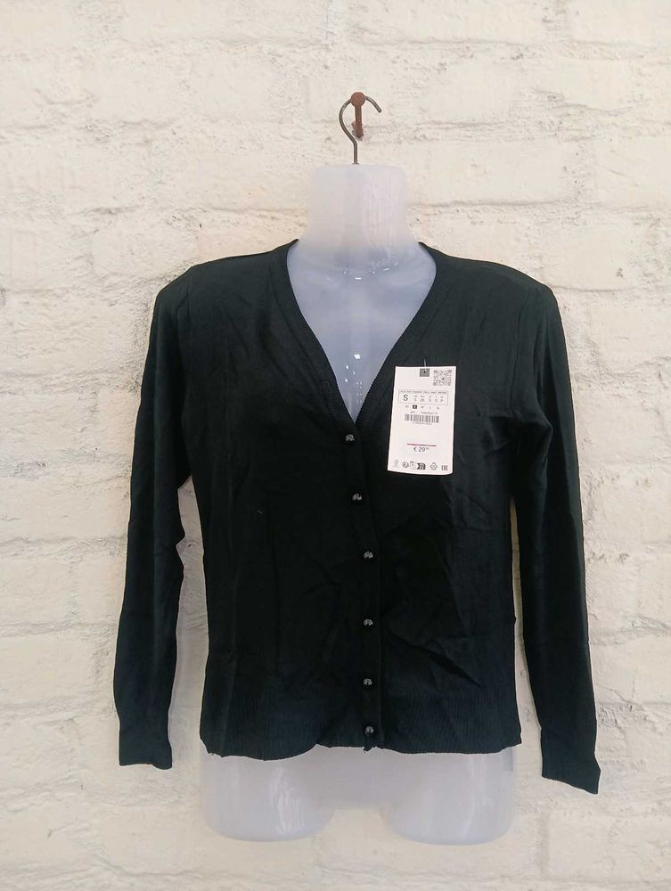 Elegant Black Cardigan