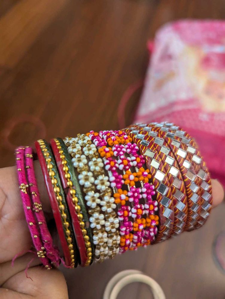 Kids Bangles And hair Accessories