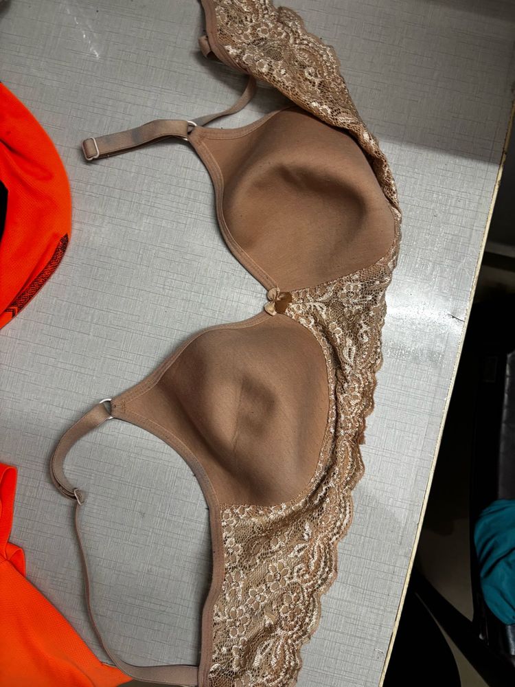 Clovia Used Bra 36B
